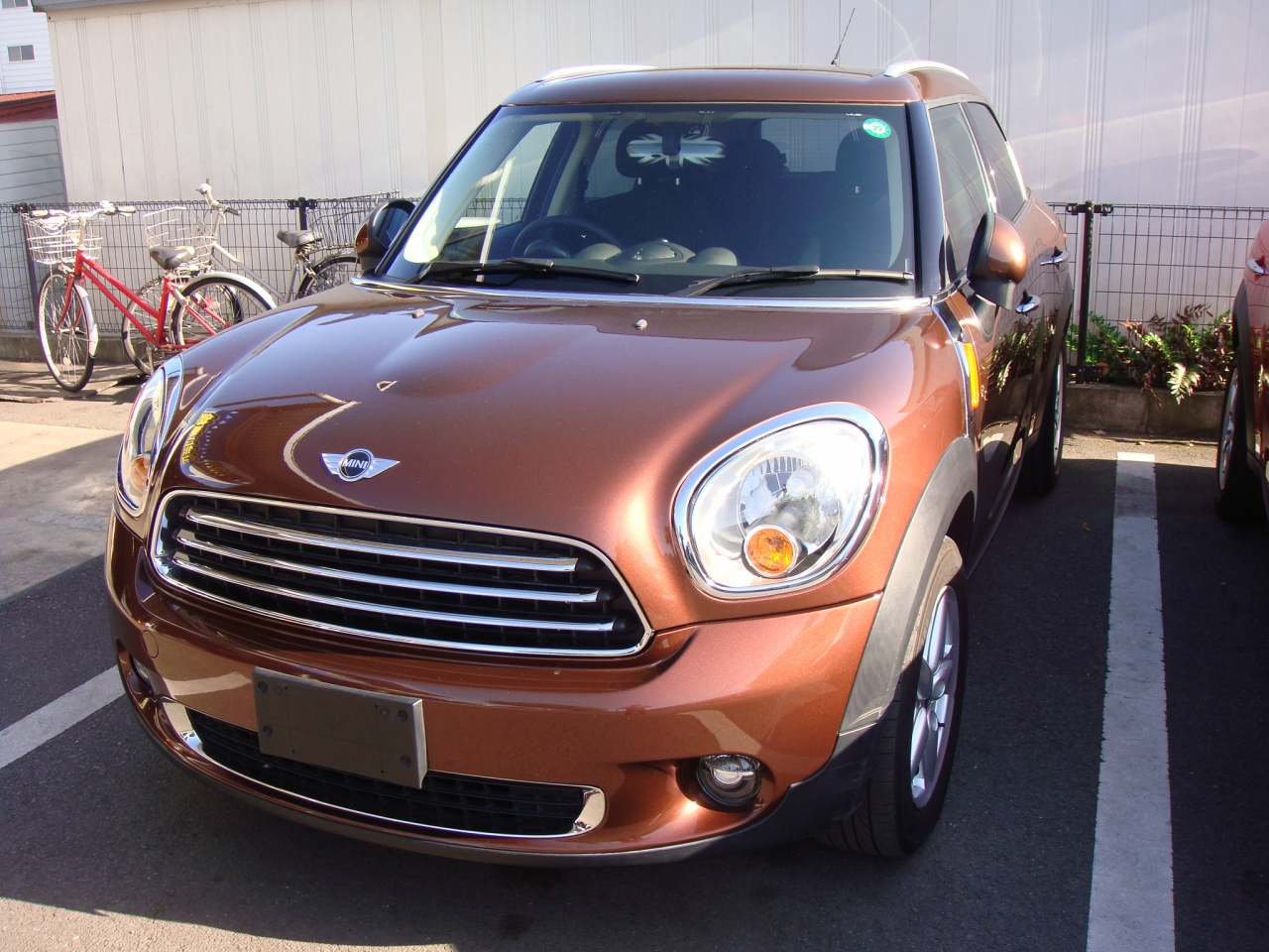 Miniクロスオーバーoneブラウン中古車情報 スタッフブログ 車検板金塗装等熊本市南区の田崎自動車 熊本市南区車検 板金塗装株式会社田崎自動車工業